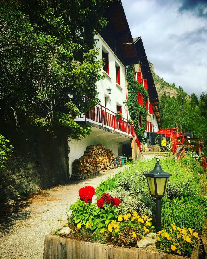 Hotel Au Bon Accueil Ле дез Альп Экстерьер фото